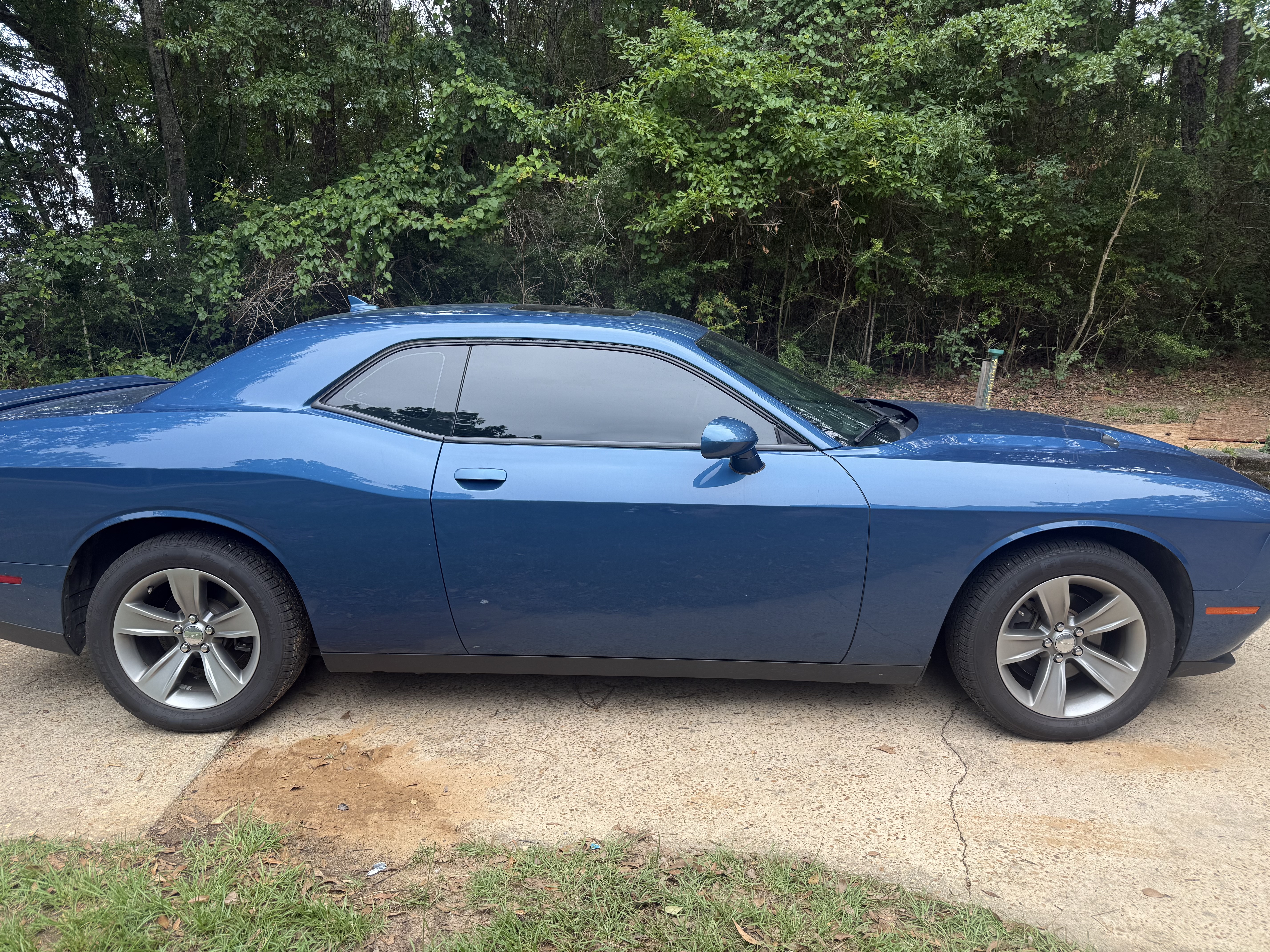 Used 2021 Dodge Challenger SXT w/ Cold Weather Group RWD image 2