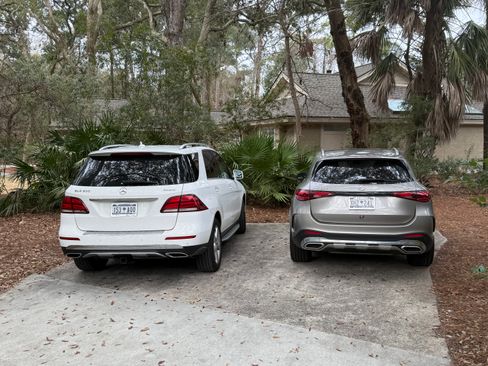 Used 2023 Mercedes-Benz GLC 300 4MATIC image 6