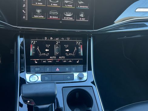 Used 2019 Audi Q8 Premium w/ Convenience Package image 8