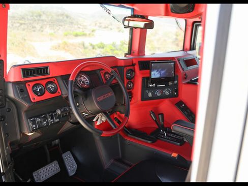 Used 1999 HUMMER H1 4-Door Hard Top image 18