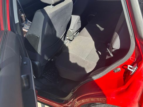 Used 2012 Suzuki Grand Vitara Premium image 5