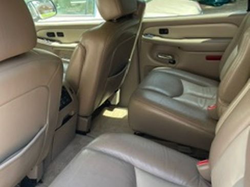 Used 2006 GMC Yukon XL Denali AWD/4WD image 2
