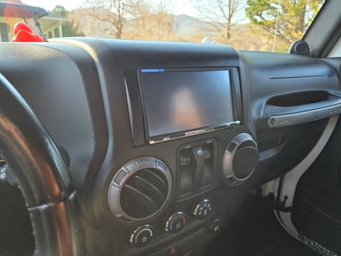 Used 2014 Jeep Wrangler Sport w/ Quick Order Package 23S image 9