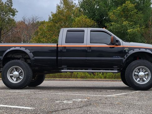 Used 2003 Ford F350 Lariat image 10