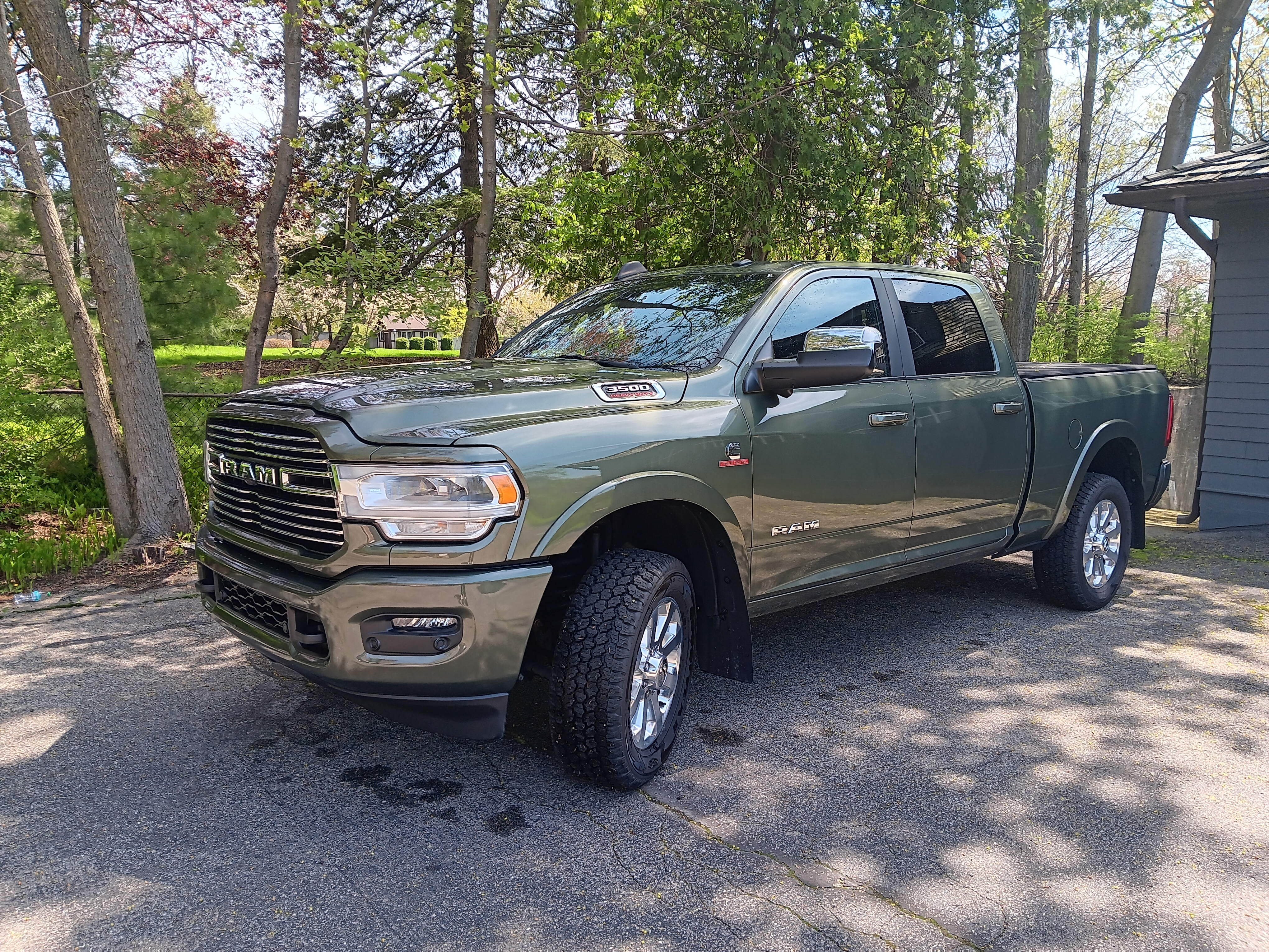 Used 2022 RAM 3500 Laramie AWD/4WD image 2