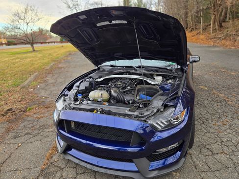 Used 2020 Ford Mustang Shelby GT350 w/ Technology Package image 22