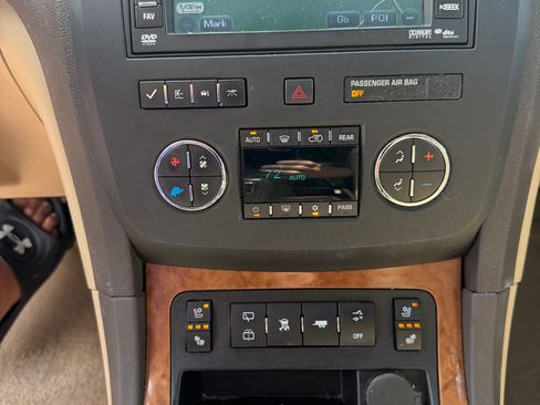 Used 2011 Buick Enclave CXL w/ Trailering Provision Package image 19