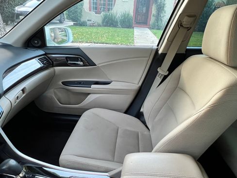 Used 2016 Honda Accord EX image 15