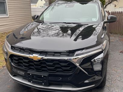 Used 2025 Chevrolet Trax LT w/ Driver Confidence Package