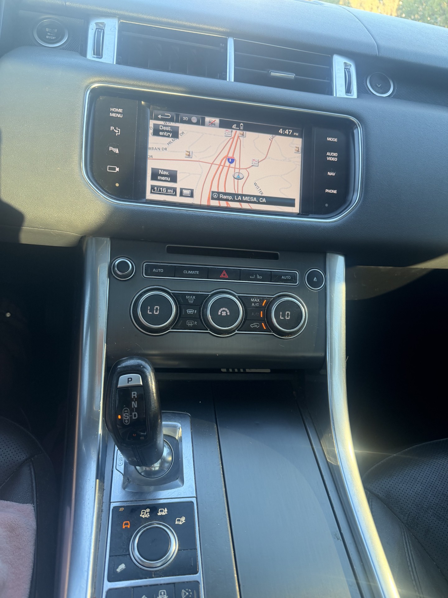 Used 2014 Land Rover Range Rover Sport HSE AWD/4WD image 15