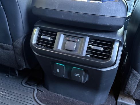 Used 2021 Ford F150 Lariat w/ Equipment Group 502A High image 14