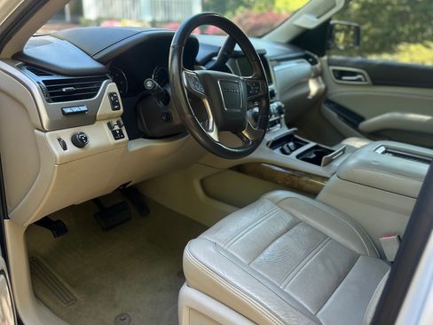 Used 2017 GMC Yukon Denali w/ Open Road Package image 6