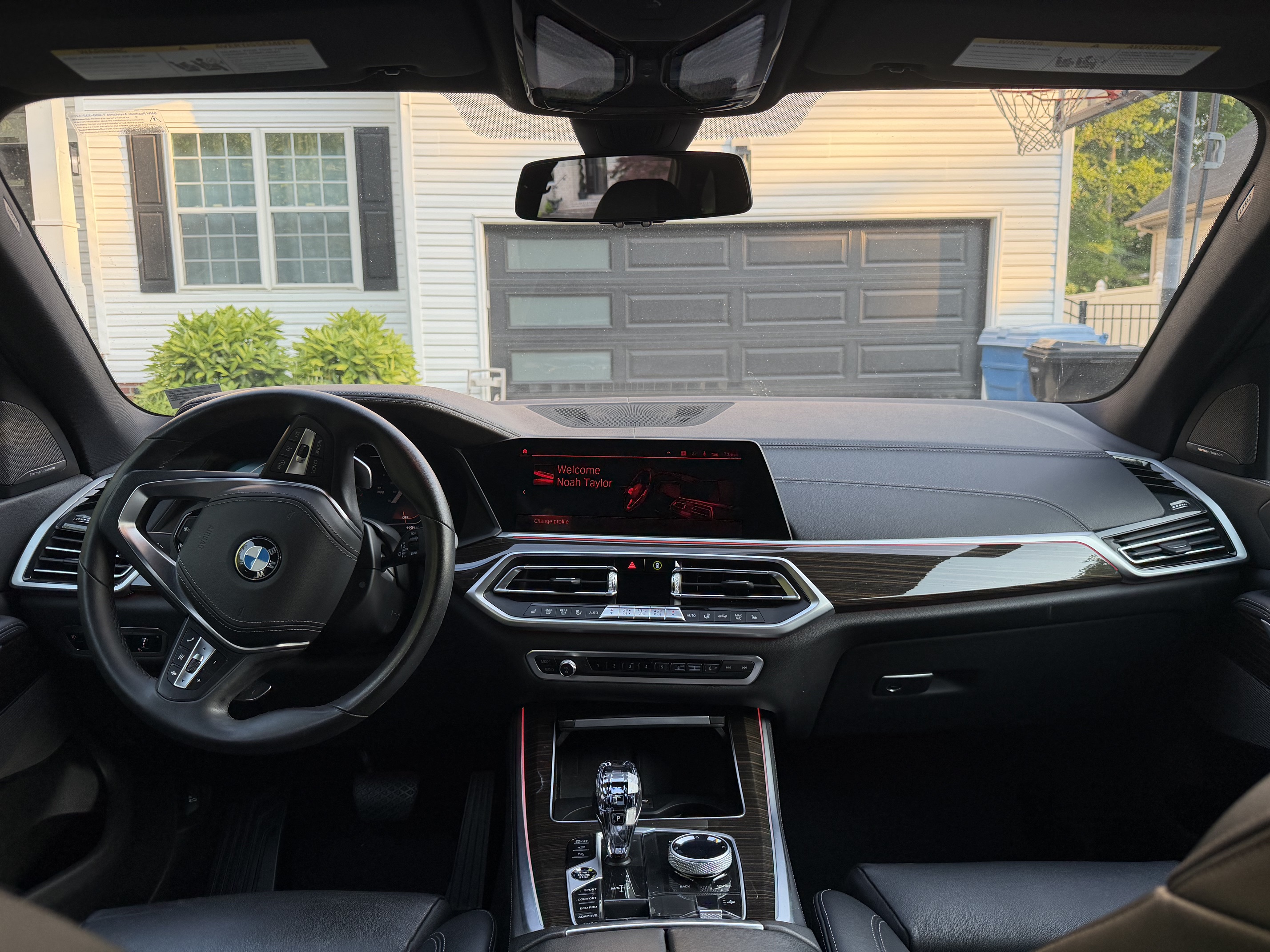 Used 2021 BMW X5 xDrive40i w/ Executive Package AWD/4WD image 13