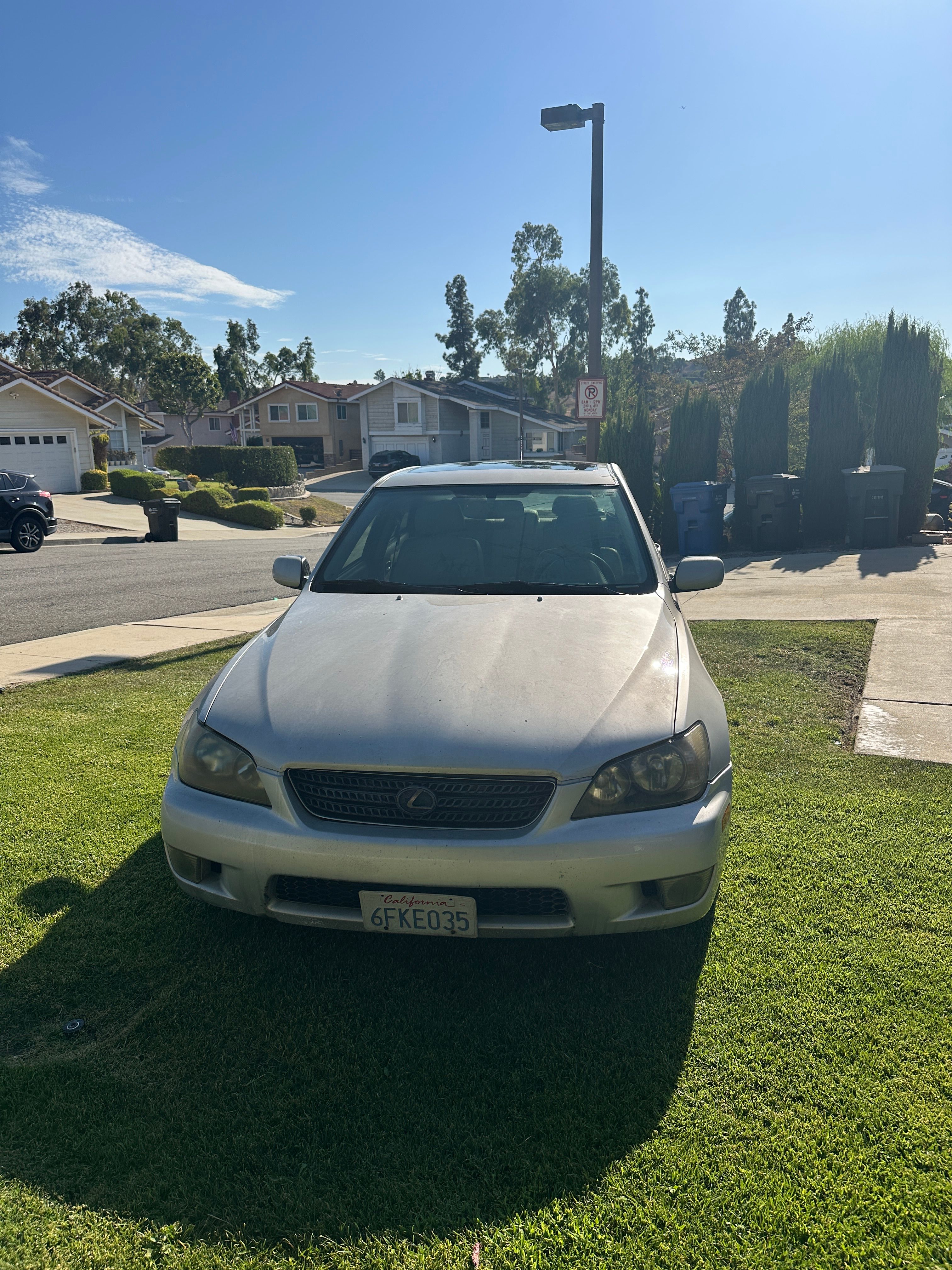 Used 2004 Lexus IS 300 RWD image 1