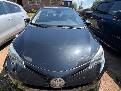 Used 2017 Toyota Corolla SE w/ Carpet Mat Package (TMS) FWD image 1