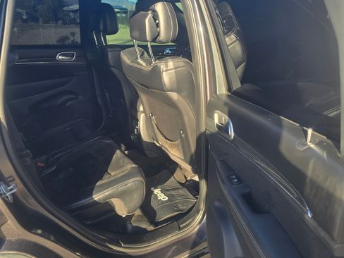 Used 2015 Jeep Grand Cherokee SRT w/ Trailer Tow Group IV image 9