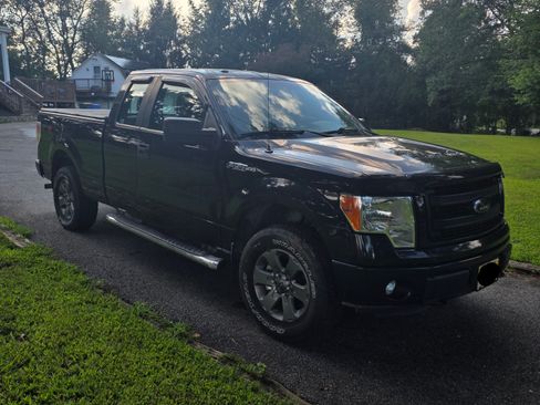 Used 2013 Ford F150 STX w/ Mid Equipment Group AWD/4WD image 1