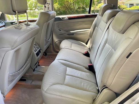Used 2007 Mercedes-Benz GL 450 4MATIC image 12