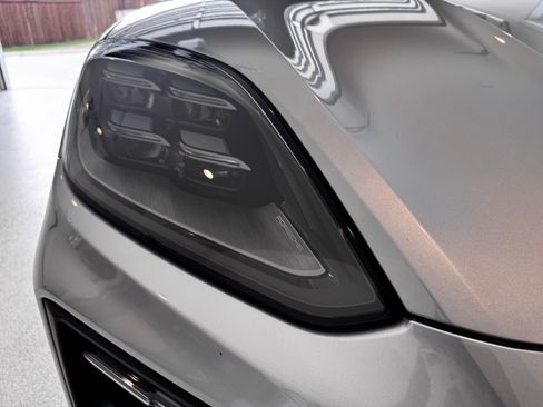 Used 2024 Porsche Cayenne S image 29