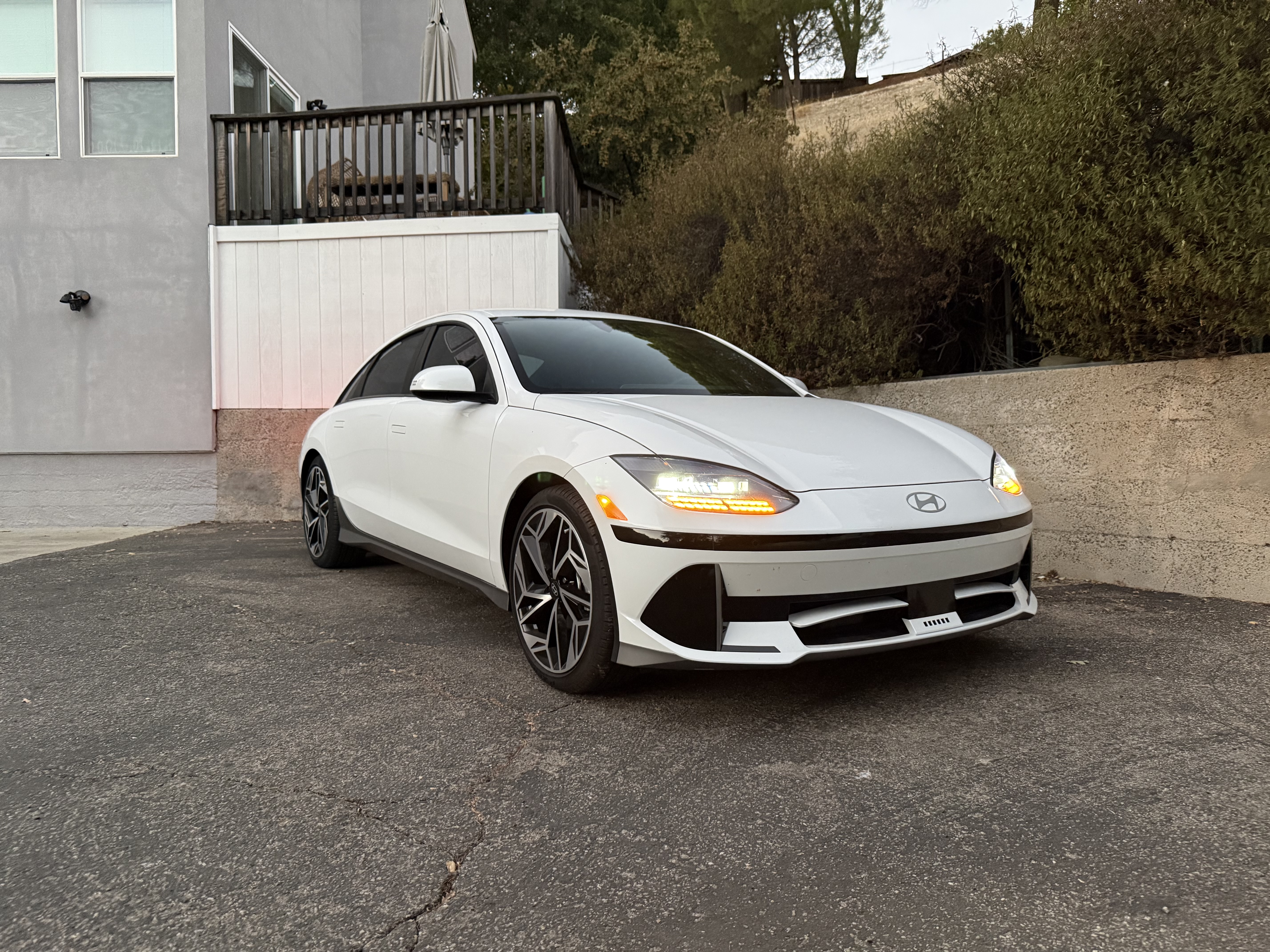 Used 2023 Hyundai Ioniq 6 SEL RWD image 32