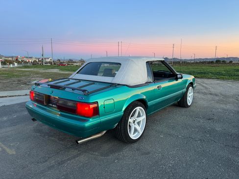 Used 1993 Ford Mustang LX image 4