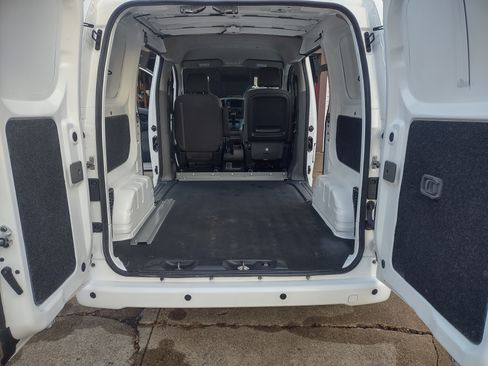 Used 2021 Nissan NV200 SV image 12