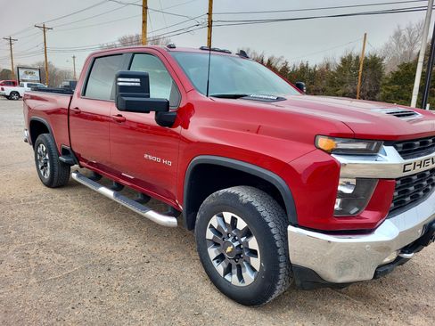 Used 2021 Chevrolet Silverado 2500 LT w/ All Star Edition image 2