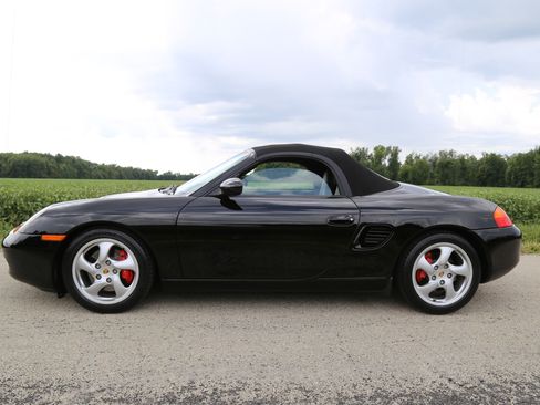 Used 2002 Porsche Boxster S RWD image 8