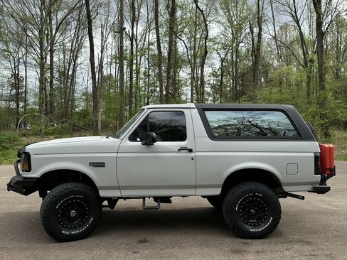 Used 1994 Ford Bronco image 5