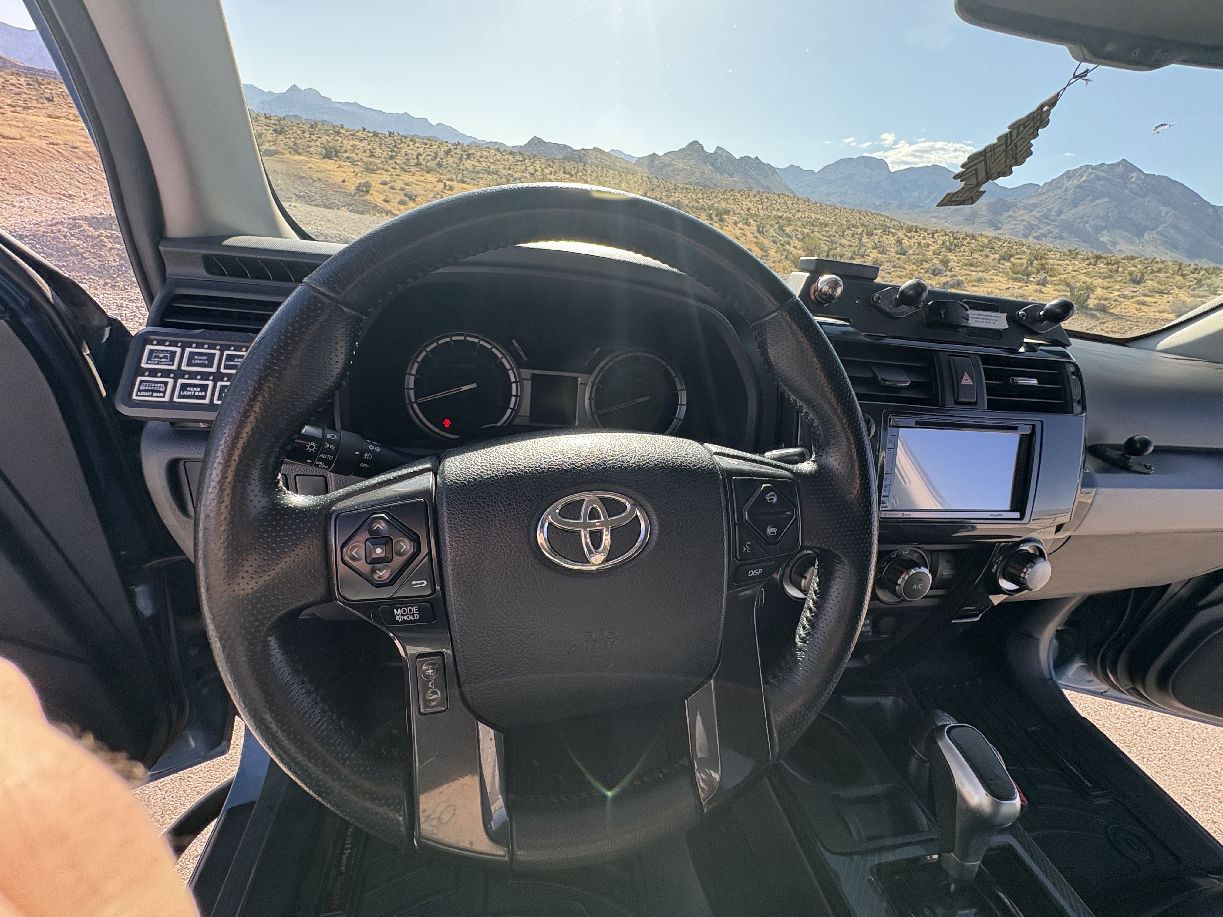 Used 2018 Toyota 4Runner TRD Pro AWD/4WD image 17