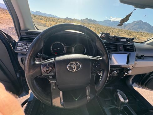 Used 2018 Toyota 4Runner TRD Pro AWD/4WD image 17