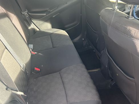 Used 2009 Pontiac Vibe w/ Preferred Package image 17