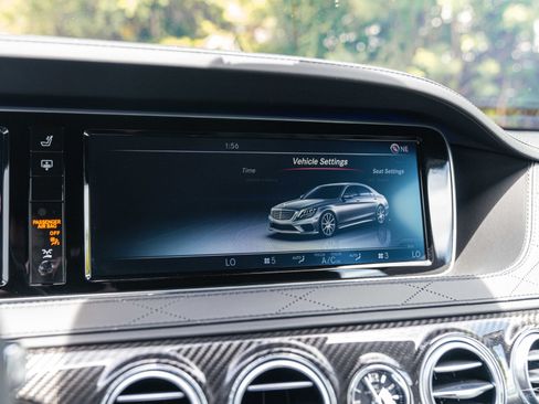 Used 2015 Mercedes-Benz S 65 AMG Sedan image 8