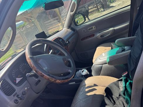 Used 2000 Toyota Tundra SR5 AWD/4WD image 10