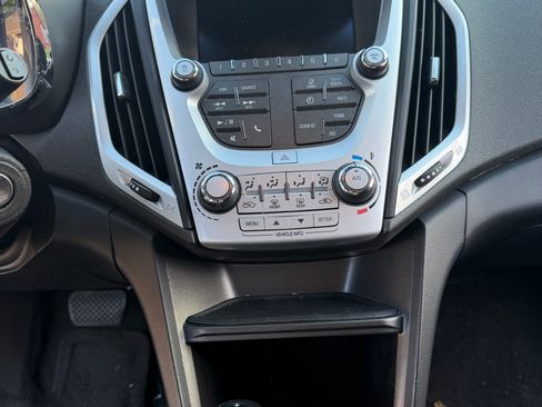 Used 2016 GMC Terrain SLE image 21