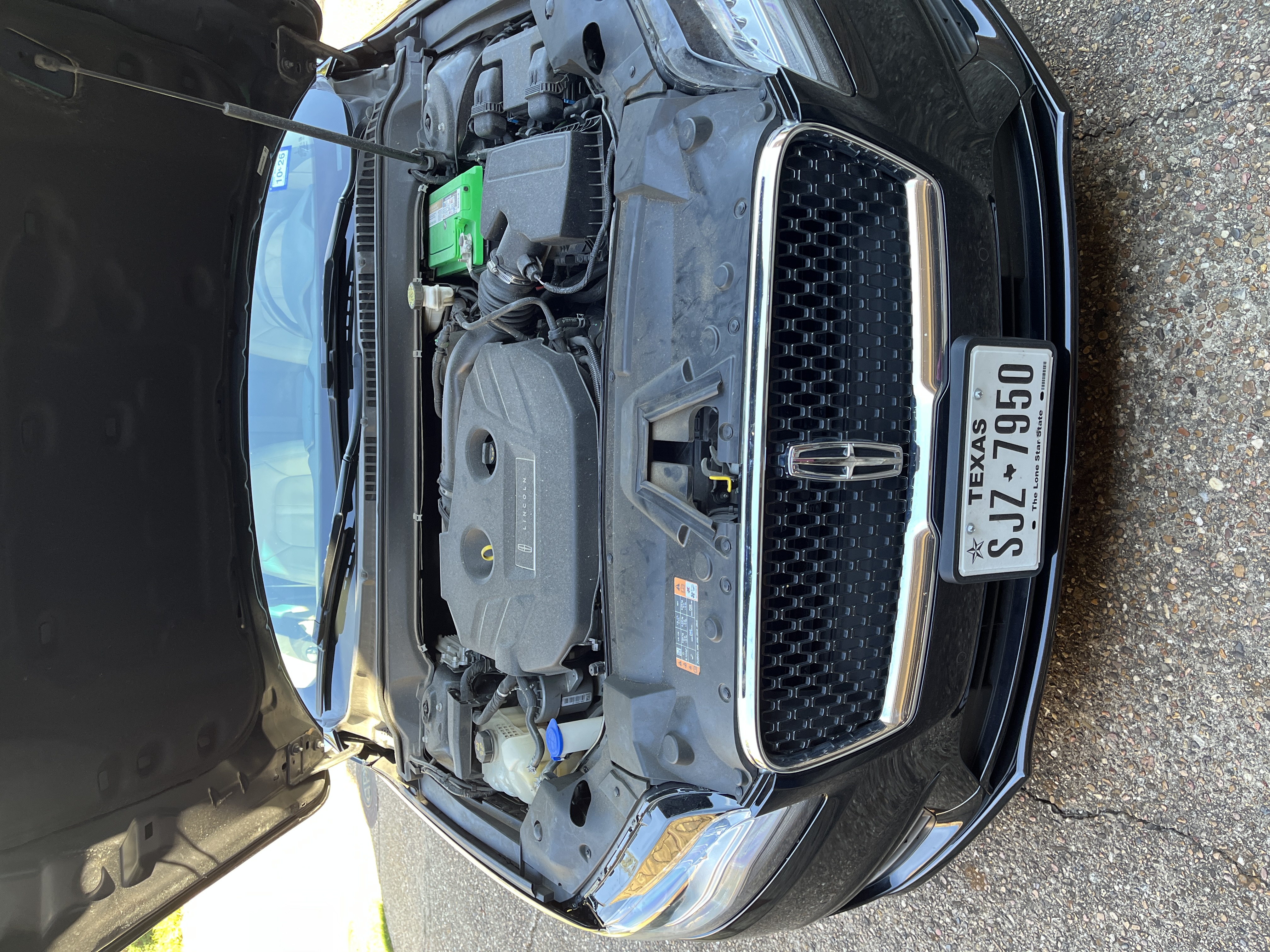Used 2020 Lincoln MKZ Reserve w/ Monochromatic Package FWD image 14