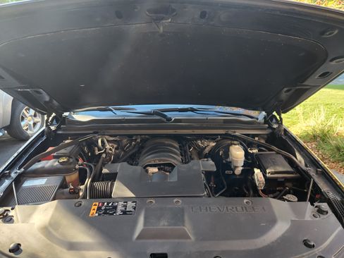 Used 2018 Chevrolet Tahoe Premier image 30