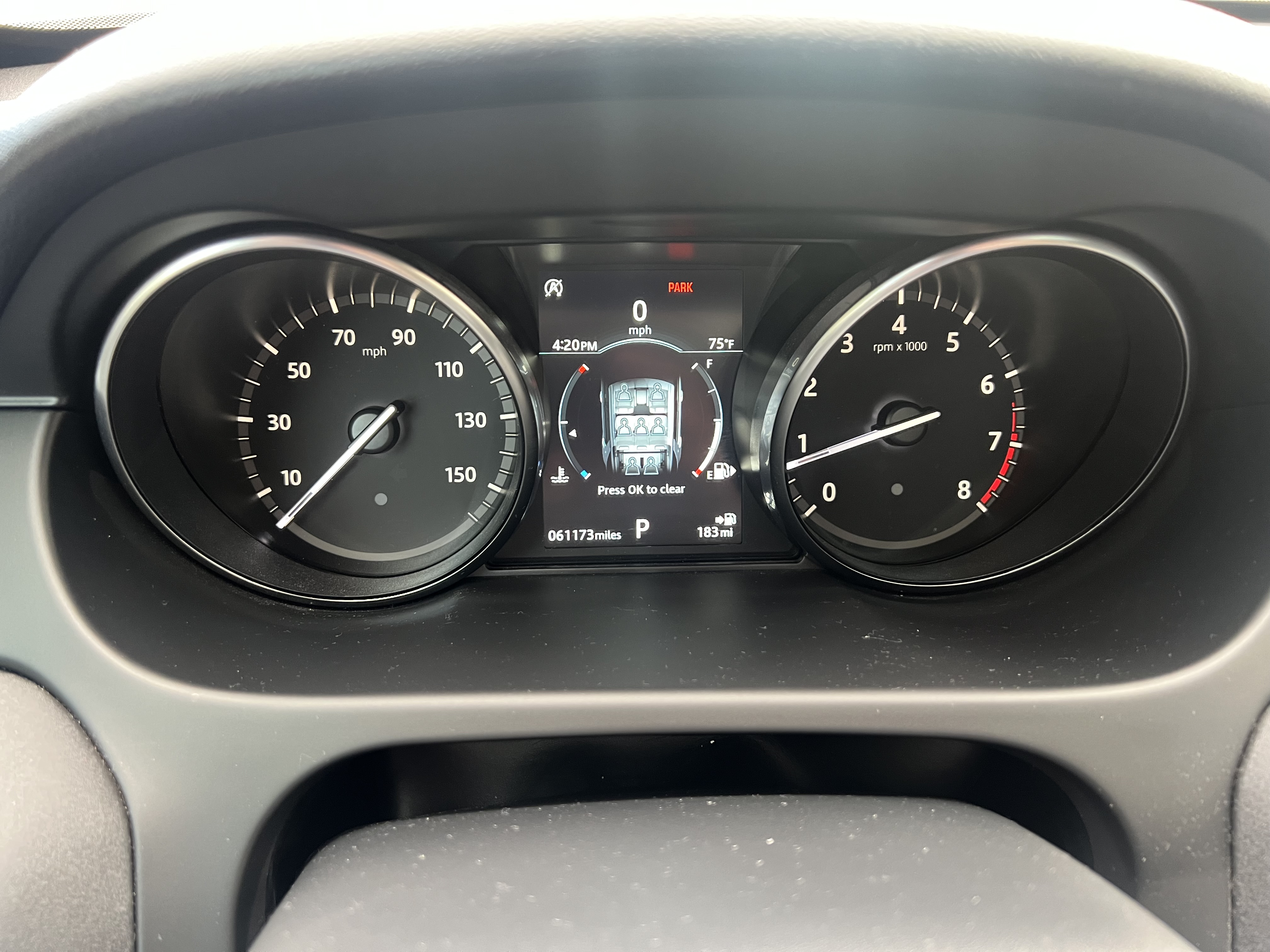 Used 2019 Land Rover Discovery Sport AWD/4WD image 11