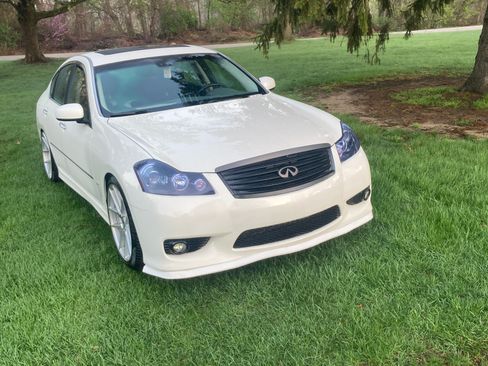 Used 2009 INFINITI M35 w/ Technology Pkg image 2