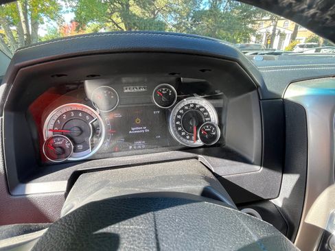 Used 2015 RAM 1500 Laramie w/ Convenience Group image 22