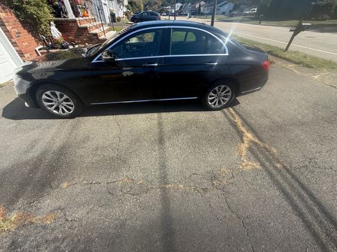 Used 2019 Mercedes-Benz E 300 4MATIC image 8