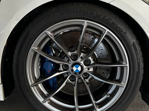Used 2016 BMW M4 Coupe image 14