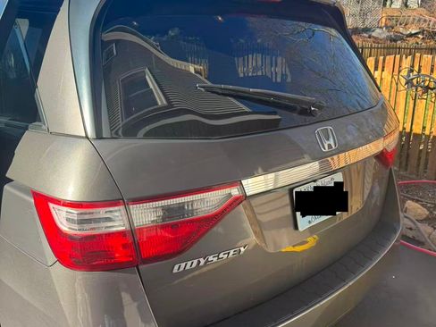 Used 2012 Honda Odyssey EX-L image 10