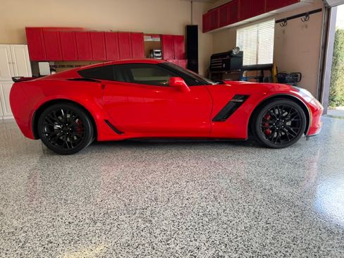 Used 2019 Chevrolet Corvette Z06 RWD image 8