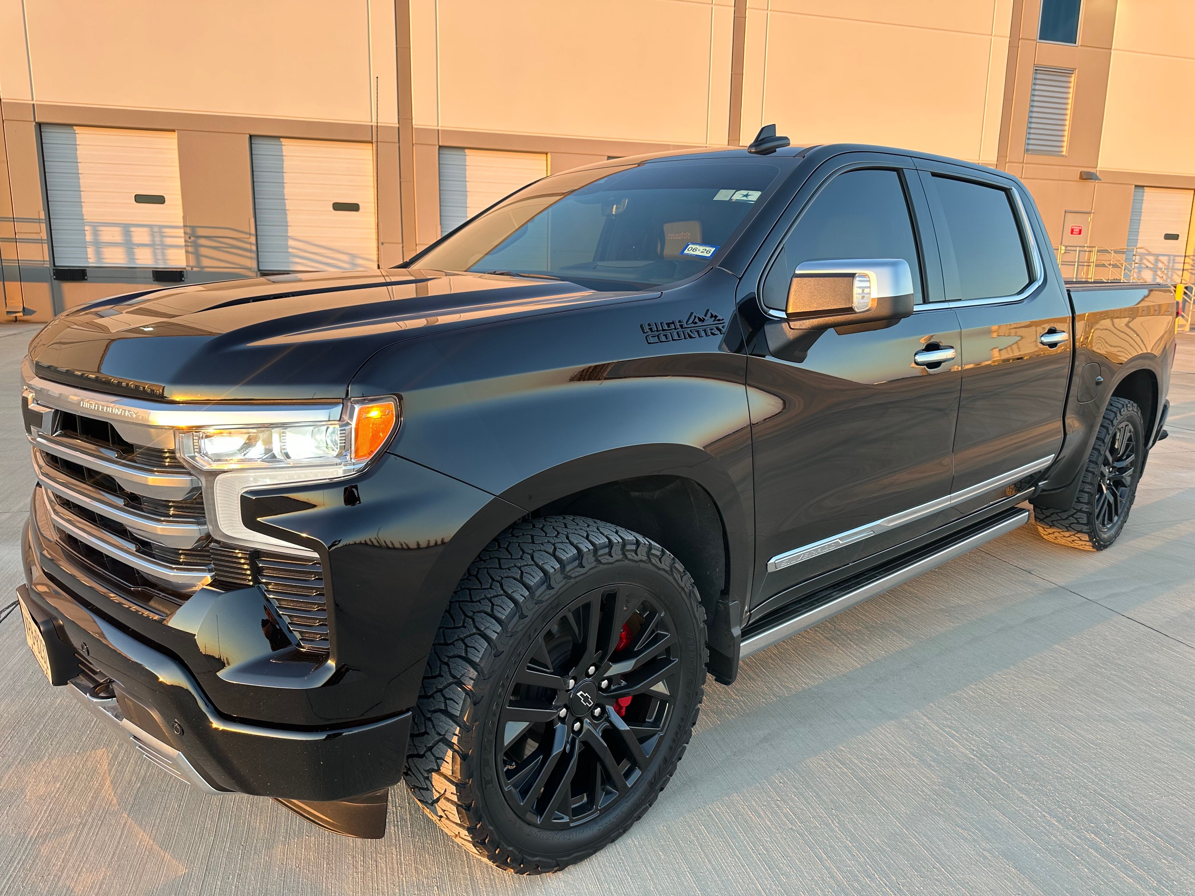 Used 2024 Chevrolet Silverado 1500 High Country AWD/4WD image 10