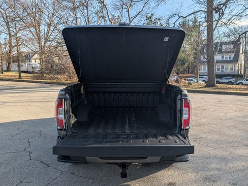 Used 2021 GMC Canyon Elevation w/ Trailering Package image 17