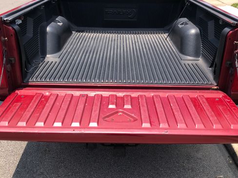 Used 2009 Dodge Dakota Big Horn w/ Mopar Chrome Edition Group AWD/4WD image 20