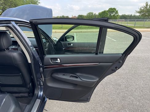 Used 2013 INFINITI G37 Journey w/ Premium Pkg image 20