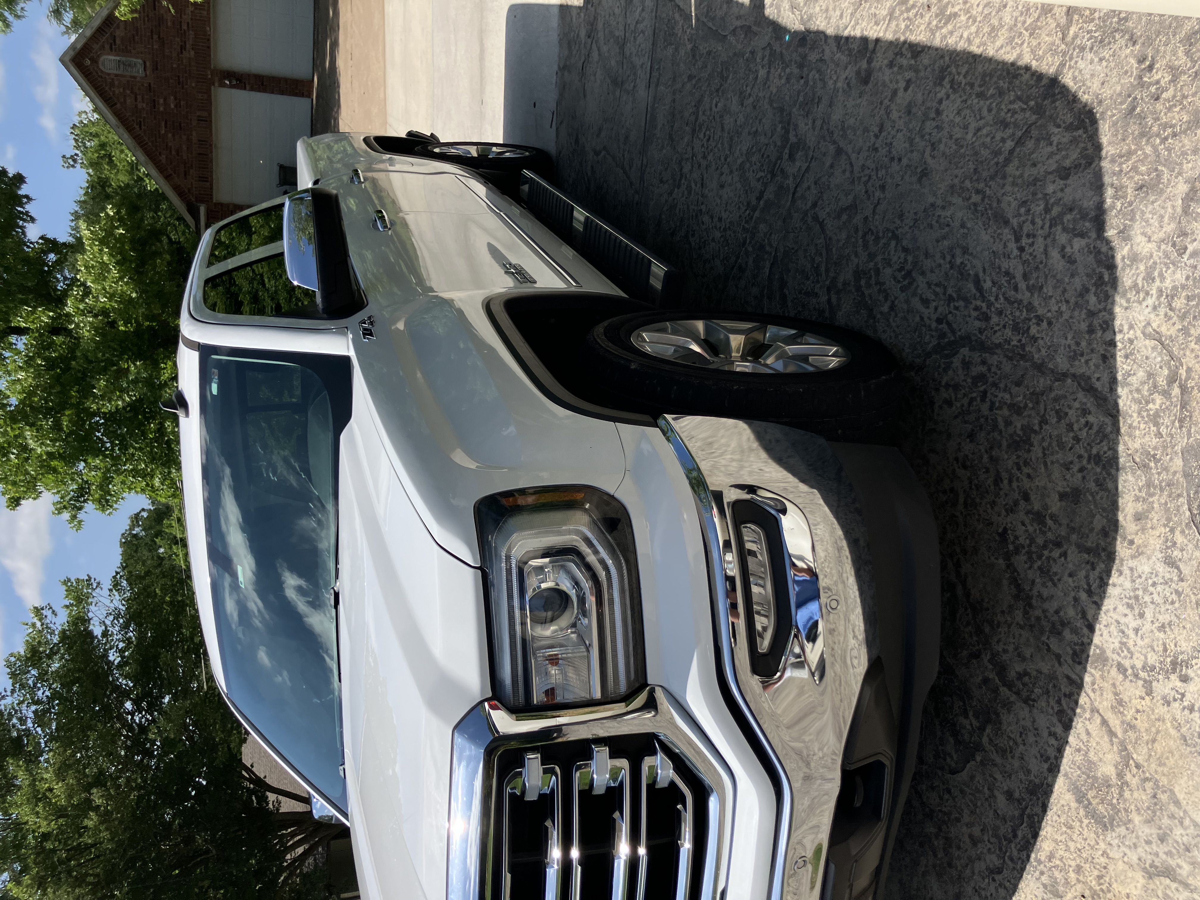 Used 2018 GMC Sierra 1500 SLT w/ Texas SLT Premium Package AWD/4WD image 4