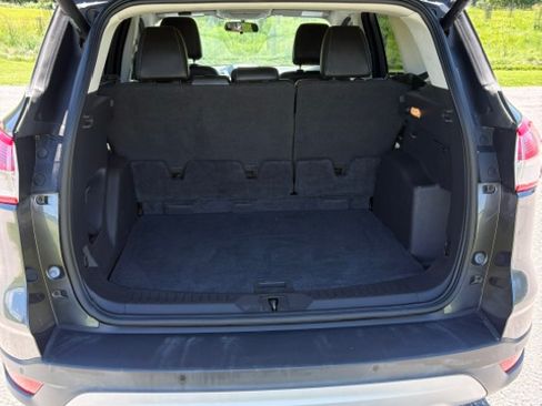Used 2015 Ford Escape SE w/ Equipment Group 201A FWD image 8
